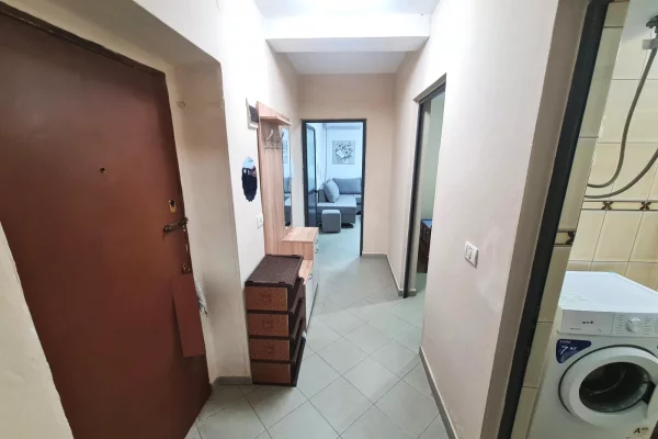 Shtepi me qera Apartament ne Tirane, 2+1, Mobilimi E mobiluar, Pagesa 50,000  Leke.