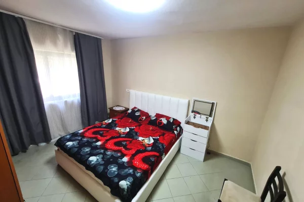 Shtepi me qera Apartament ne Tirane, 2+1, Mobilimi E mobiluar, Pagesa 50,000  Leke.