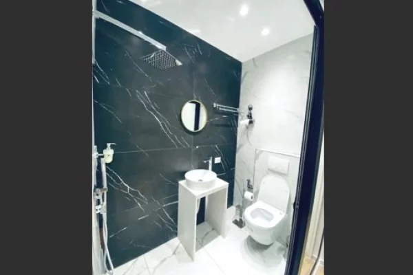 Shtepi me qera Apartament ne Tirane, 1+1, Mobilimi E mobiluar, Pagesa 60,000  Leke.