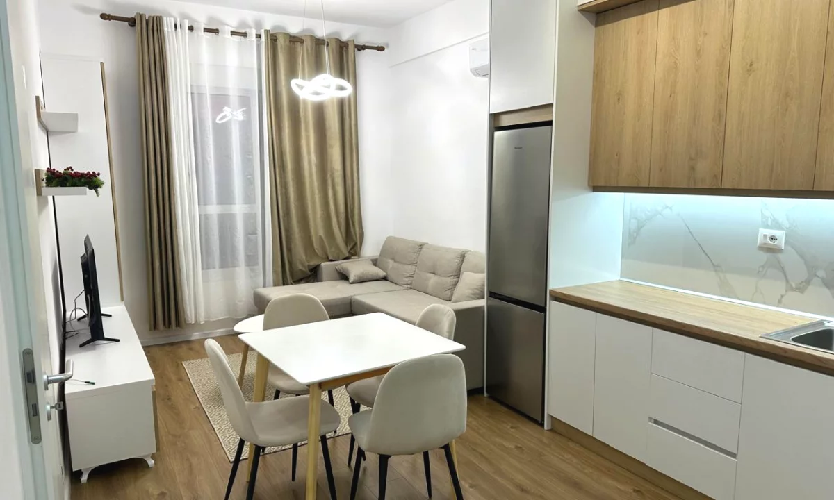 Shtepi me qera Apartament ne Tirane, 1+1, Mobilimi E mobiluar, Pagesa 42,000  Leke.