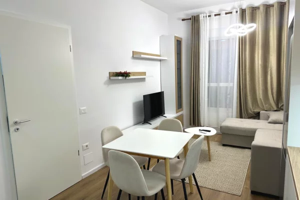 Shtepi me qera Apartament ne Tirane, 1+1, Mobilimi E mobiluar, Pagesa 42,000  Leke.