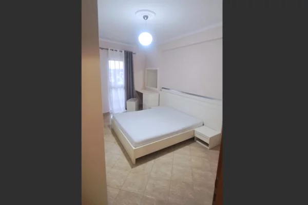 Shtepi me qera Apartament ne Tirane, 1+1, Mobilimi E mobiluar, Pagesa 42,000  Leke.