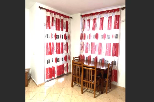 Appartamento in affitto a Tirana 1+1, Arredato