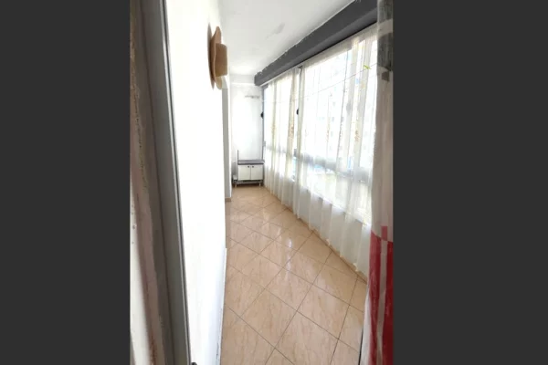 Appartamento in affitto a Tirana 1+1, Arredato