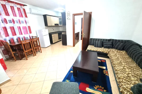 Shtepi me qera Apartament ne Tirane, 1+1, Mobilimi E mobiluar, Pagesa 40,000  Leke.