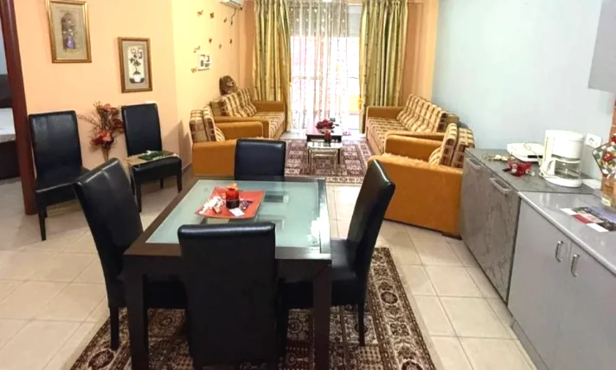 Shtepi me qera Apartament ne Tirane, 1+1, Mobilimi E mobiluar, Pagesa 45,000  Leke.