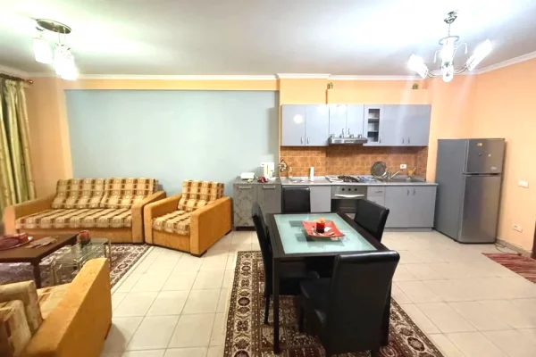 Shtepi me qera Apartament ne Tirane, 1+1, Mobilimi E mobiluar, Pagesa 45,000  Leke.