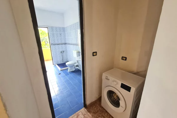 Shtepi me qera Apartament ne Tirane, 1+1, Mobilimi E mobiluar, Pagesa 38,000  Leke.