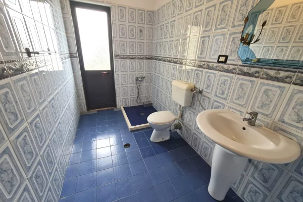Shtepi me qera Apartament ne Tirane, 1+1, Mobilimi E mobiluar, Pagesa 38,000  Leke.