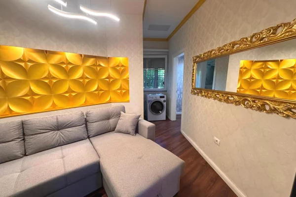 Shtepi me qera Apartament ne Tirane, 2+1, Mobilimi E mobiluar, Pagesa 700  Euro.
