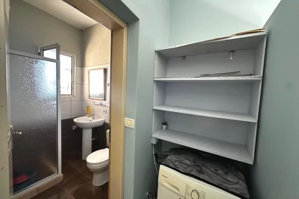 Shtepi me qera Apartament ne Tirane, 1+1, Mobilimi E mobiluar, Pagesa 33,000  Leke.