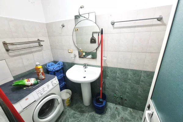 Shtepi me qera Apartament ne Tirane, 1+1, Mobilimi E mobiluar, Pagesa 32,000  Leke.