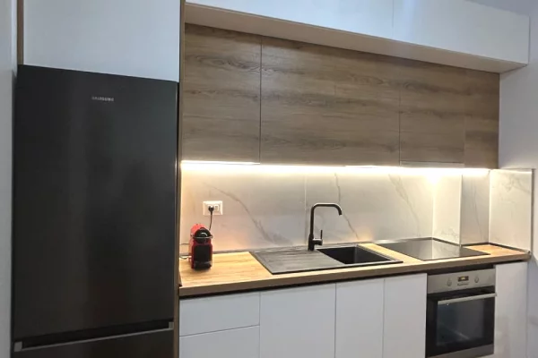 Shtepi me qera Apartament ne Tirane, 1+1, Mobilimi E mobiluar, Pagesa 38,000  Leke.