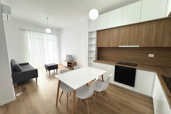 Shtepi me qera Apartament ne Tirane, 1+1, Mobilimi E mobiluar, Pagesa 39,000  Leke.