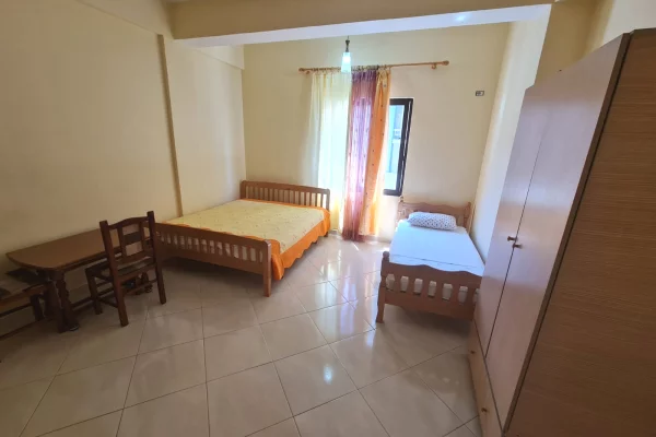 Shtepi me qera Apartament ne Tirane, Garsoniere, Mobilimi E mobiluar, Pagesa 30,000  Leke.