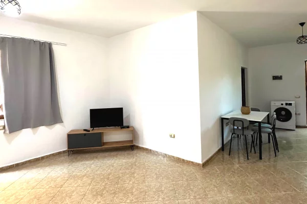 Appartamento in affitto a Tirana 1+1, Arredato