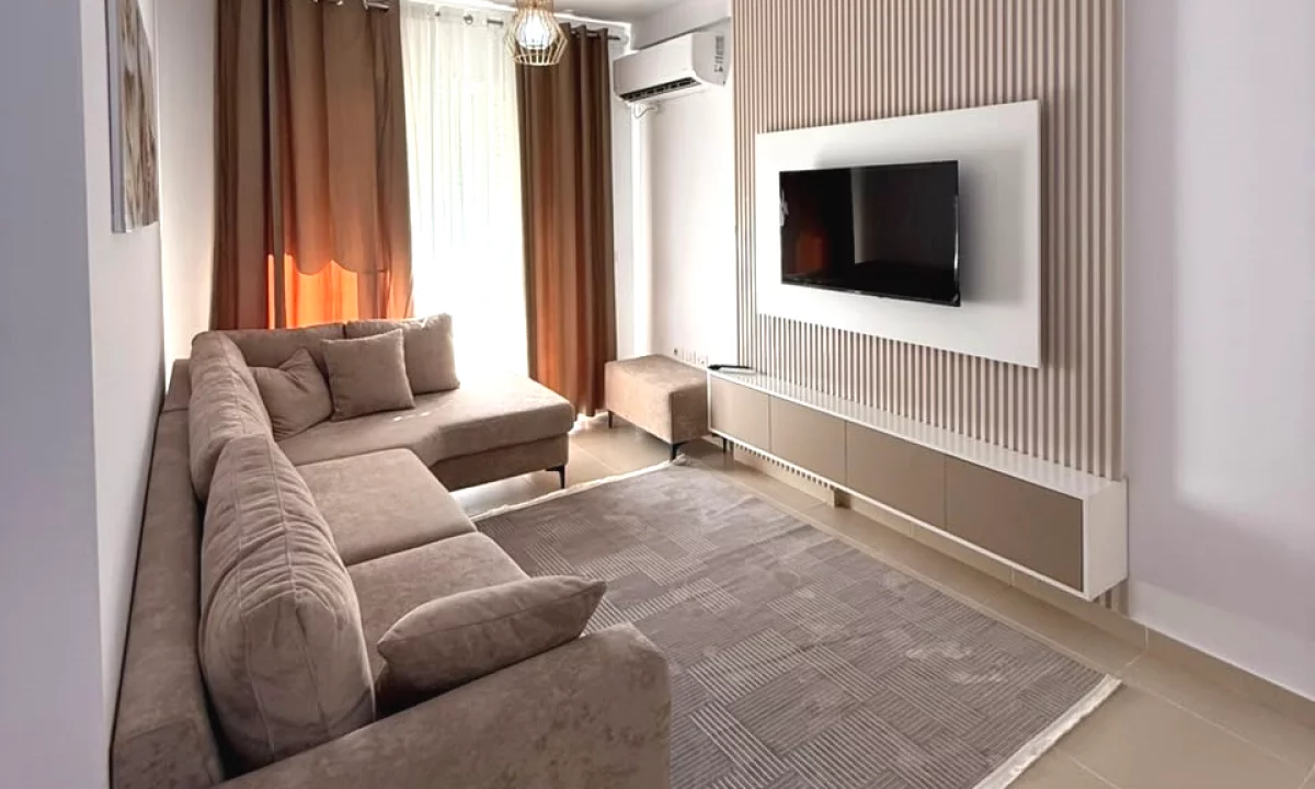 Shtepi me qera Apartament ne Tirane, 2+1, Mobilimi E mobiluar, Pagesa 75,000  Leke.