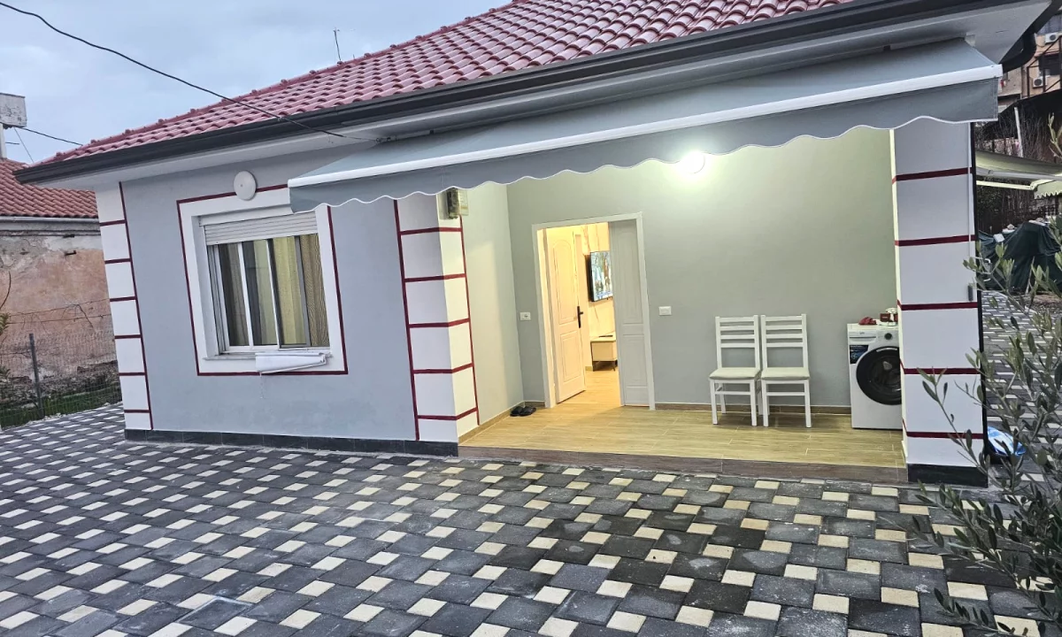 Shtepi me qera Apartament ne Tirane, 1+1, Mobilimi E mobiluar, Pagesa 45,000  Leke.