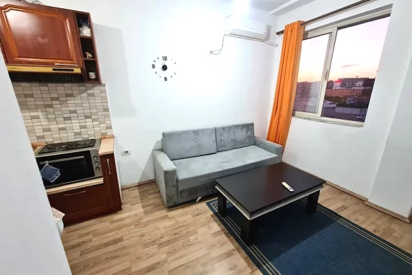 Shtepi me qera 1+1 ne Tirane - 40,000 Leke