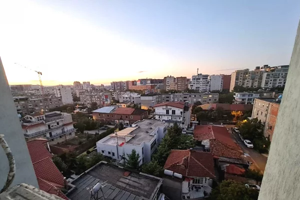 Shtepi me qera Apartament ne Tirane, 1+1, Mobilimi E mobiluar, Pagesa 40,000  Leke.
