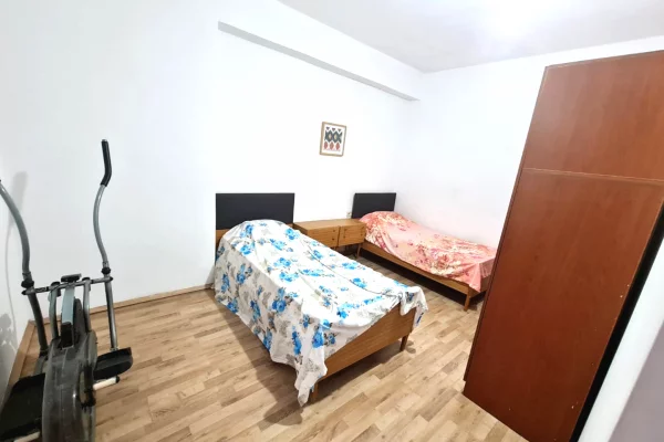 Shtepi me qera Apartament ne Tirane, 1+1, Mobilimi E mobiluar, Pagesa 40,000  Leke.
