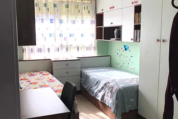 Shtepi me qera Apartament ne Tirane, 2+1, Mobilimi E mobiluar, Pagesa 55,000  Leke.