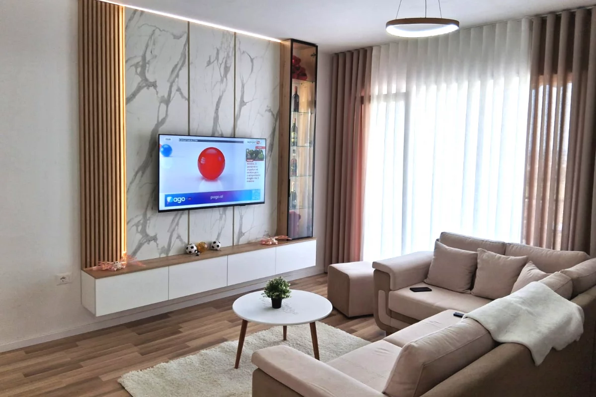 Shtepi me qera Apartament ne Tirane, 2+1, Mobilimi E mobiluar, Pagesa 550  Euro.