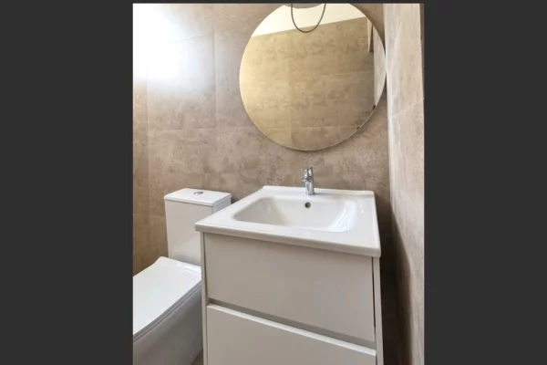 Shtepi me qera Apartament ne Tirane, 1+1, Mobilimi E mobiluar, Pagesa 55,000  Leke.