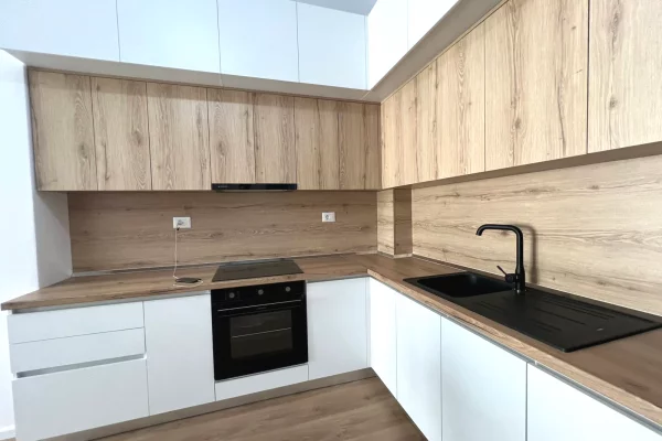 Shtepi ne shitje 1+1 ne Tirane - 110,000 Euro