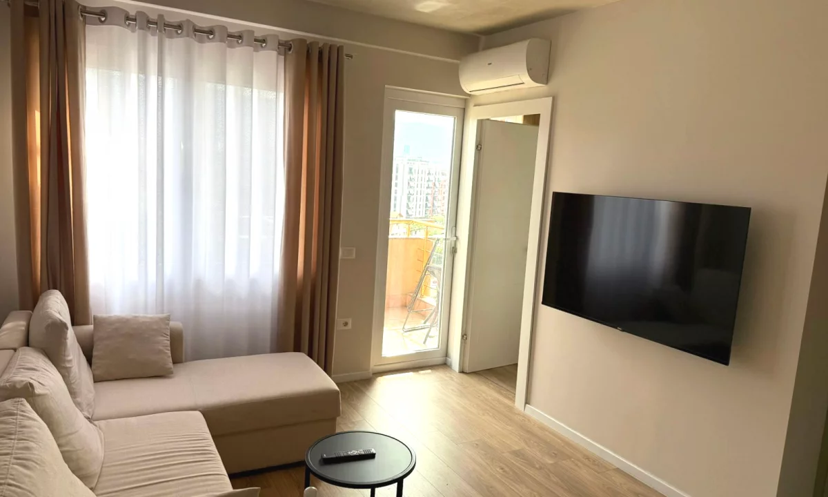 Shtepi me qera Apartament ne Tirane, 1+1, Mobilimi E mobiluar, Pagesa 60,000  Leke.
