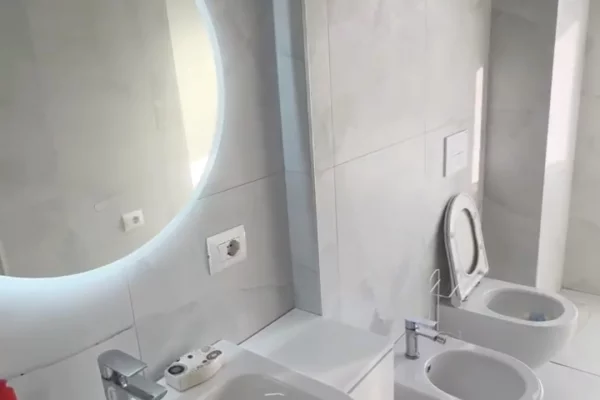 Shtepi me qera Apartament ne Tirane, 2+1, Mobilimi E mobiluar, Pagesa 450  Euro.