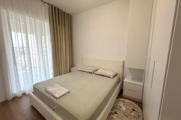 Shtepi me qera Apartament ne Tirane, 1+1, Mobilimi E mobiluar, Pagesa 520  Euro.
