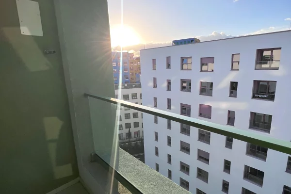 Shtepi me qera Apartament ne Tirane, 1+1, Mobilimi Bosh, pa mobiluar, Pagesa 300  Euro.
