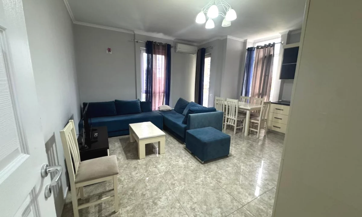 Shtepi me qera Apartament ne Tirane, 2+1, Mobilimi E mobiluar, Pagesa 60,000  Leke.