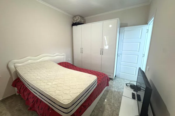 Shtepi me qera Apartament ne Tirane, 2+1, Mobilimi E mobiluar, Pagesa 60,000  Leke.