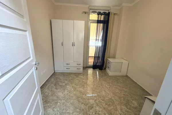 Shtepi me qera Apartament ne Tirane, 2+1, Mobilimi E mobiluar, Pagesa 60,000  Leke.