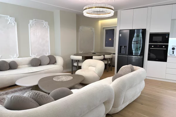 Shtepi ne shitje Apartament ne Tirane, 2+1, Mobilimi E mobiluar, Pagesa 40,000,000  Leke.