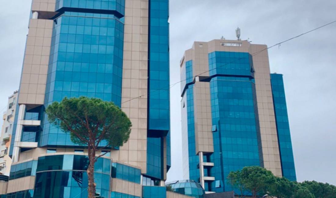 Shitet zyre tek Kullat Binjake