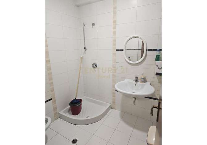 AMBIENT ZYRASH ME QIRA ISH BLLOKU