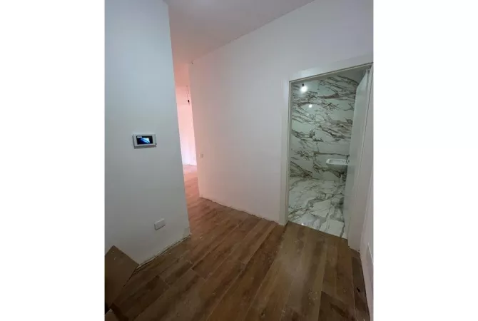 Apartment for rent in Tirana 1+1, Emty