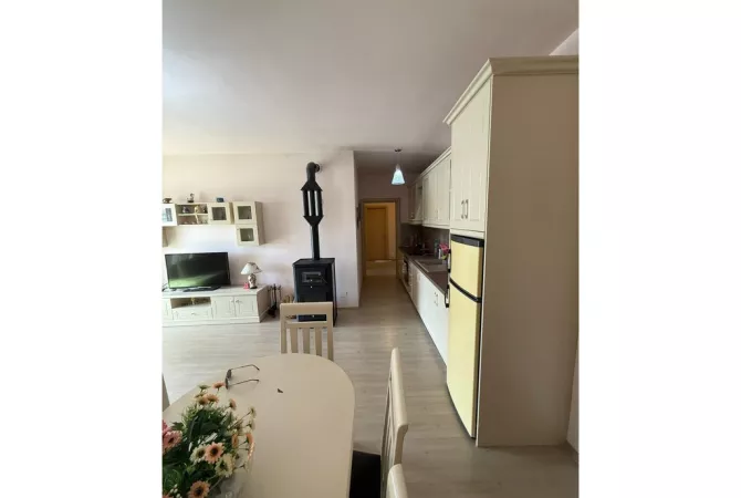 Shtepi ne shitje Apartament ne Pogradec, 2+1, Mobilimi E mobiluar, Pagesa 136,500  Euro.