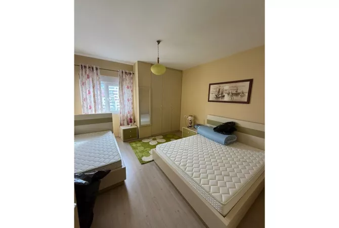 Shtepi ne shitje Apartament ne Pogradec, 2+1, Mobilimi E mobiluar, Pagesa 136,500  Euro.