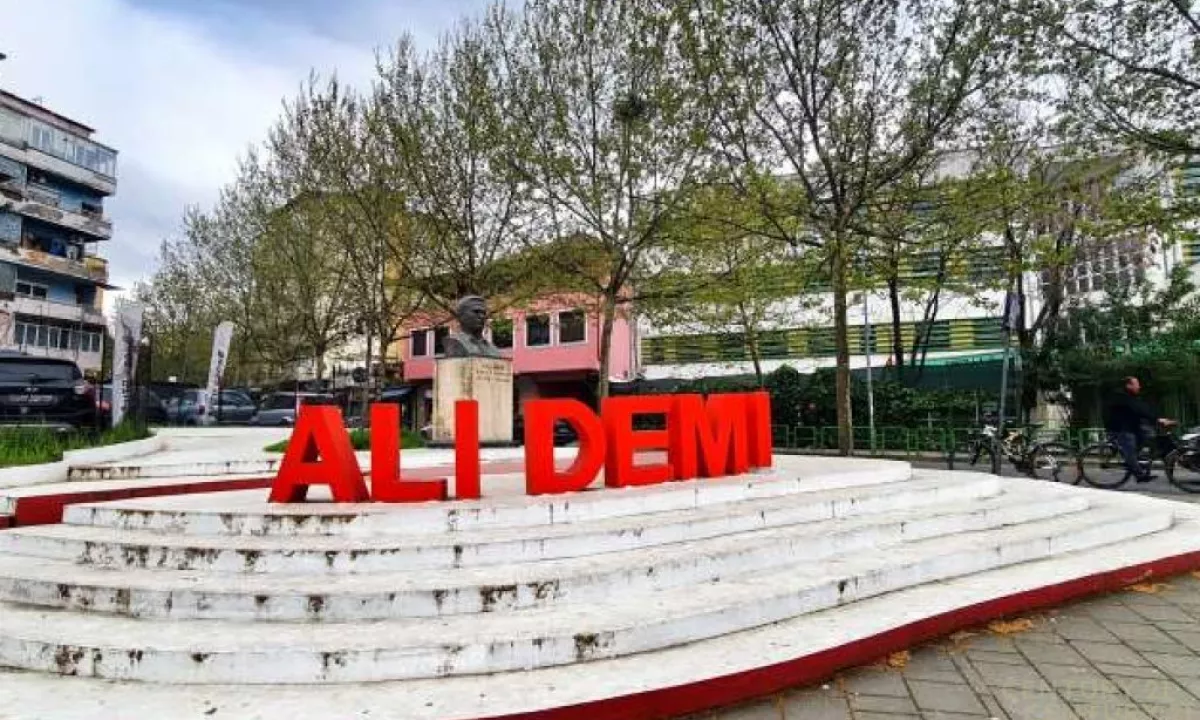 Apartment for rent in Tirana 2+1, Furnished