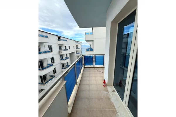 Shtepi ne shitje Apartament ne Pogradec, 1+1, Mobilimi Bosh, pa mobiluar, Pagesa 84,500  Euro.