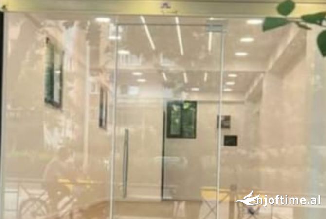 Dyqan me qera tek Rruga Kavajes