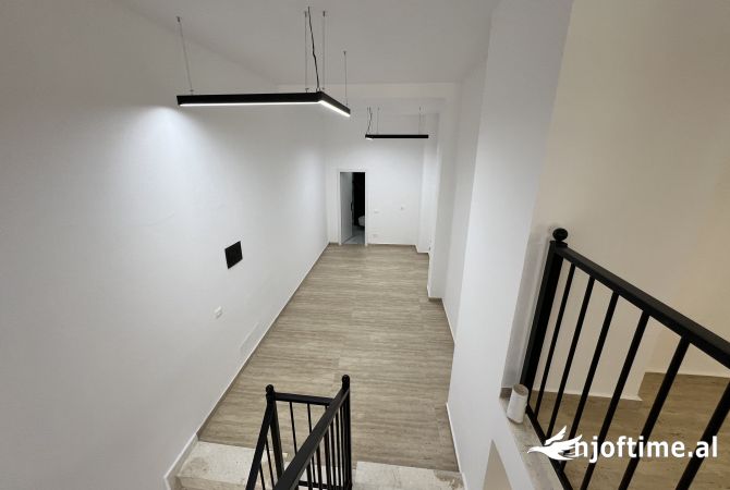 Njesi per qera tek Pazari Ri