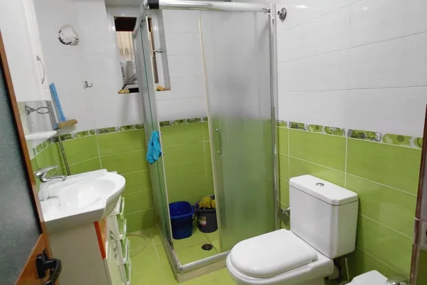 Shtepi me qera Apartament ne Tirane, 1+1, Mobilimi E mobiluar, Pagesa 400  Euro.