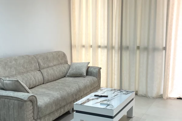 Shtepi me qera Apartament ne Tirane, 2+1, Mobilimi E mobiluar, Pagesa 800  Euro.