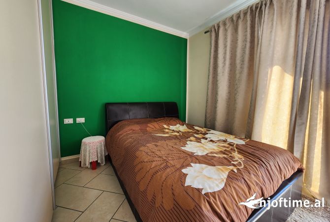 Shtepi me qera Apartament ne Tirane, 2+1, Mobilimi E mobiluar, Pagesa 360  Euro.