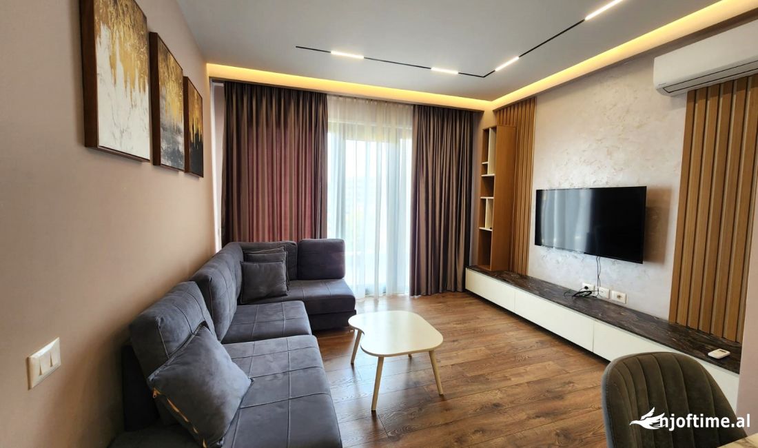 Shtepi me qera Apartament ne Tirane, 2+1, Mobilimi E mobiluar, Pagesa 1,000  Euro.